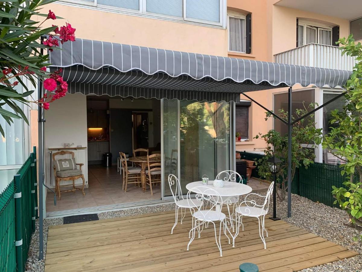 La Reposade Apartment Sanary-sur-Mer Bagian luar foto